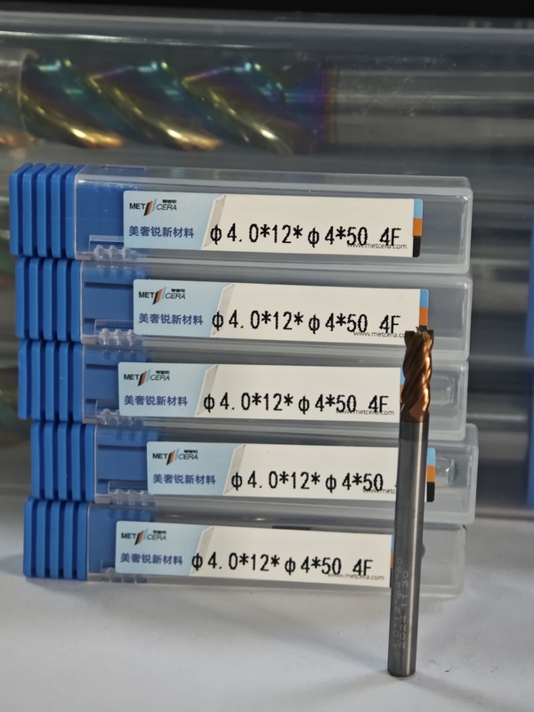 MPE4 Procesamiento de carburo sólido 4F Molino de extremo plano de carburo sólido 4mm φ4.0 x 12 x φ4 x 50mm Revestimiento AlCr HRC55-HRC60