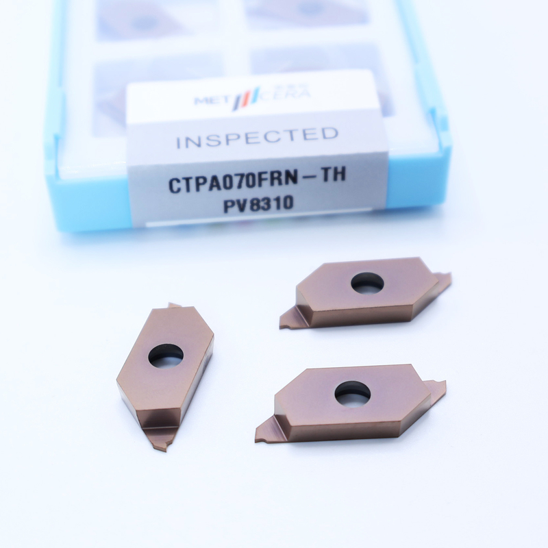 Dureza revestida con PVD HV4200 para el mecanizado de insertos indexables de acero y acero inoxidable CTPA070FRN-TH
