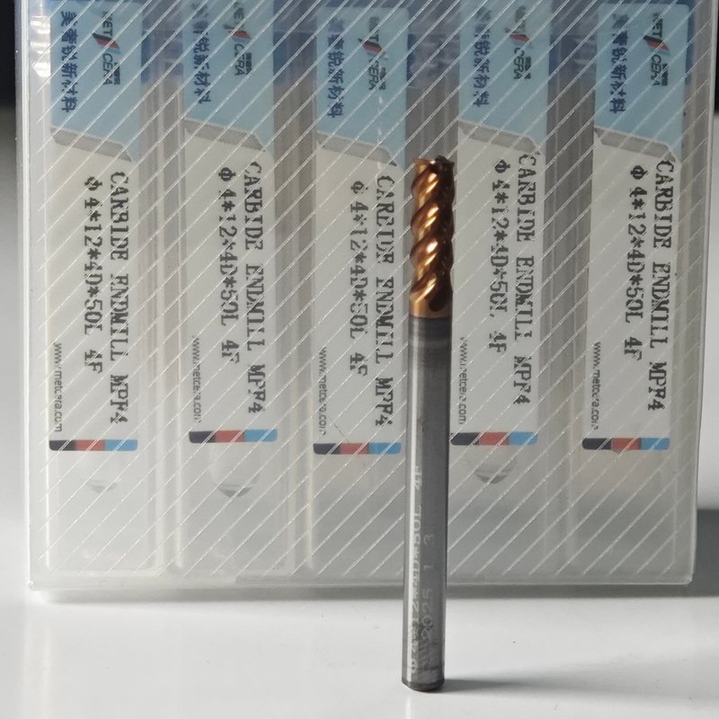 4 flautas universales Molinos de extremo plano de 2 mm para cortar acero de aleación baja en carbono Φ2x6x4Dx50mm