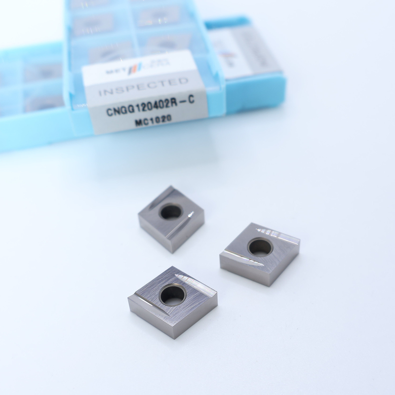 Pieza de trabajo de acero al carbono CNGG12 inserciones de torneado Cermet con recubrimiento sin recubrimiento y C Finish Chip Breaker